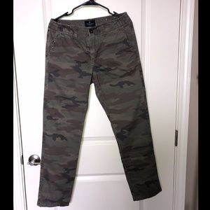 Men’s American Eagle Camo Pants